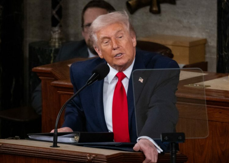 Trump, în conflict cu un jurnalist: amenințări cu închisoarea!