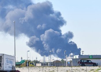 Iranul lovește o bază americană din Kuweit cu un vechi avion de vânătoare