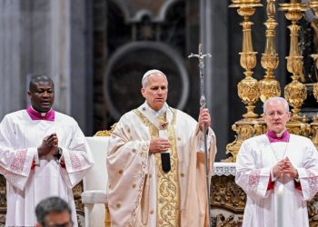 Papa Leon spălă picioarele preoților și îndeamnă la ajutorul celor oprimați