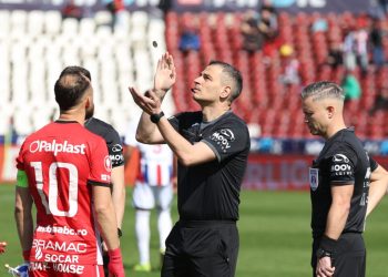 Superliga de fotbal: Meciuri captivante înainte de Paște!