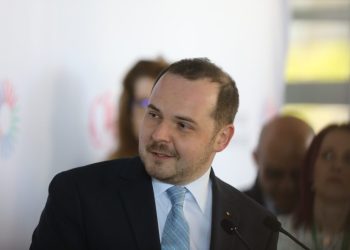 Concediul medical: Prima zi plătită pentru pacienți, o schimbare esențială!