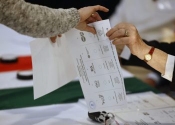 Vot istoric în Budapesta: Peste 50% dintre alegători la urne până la prânz!