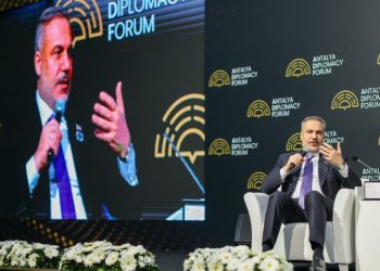 Oficial NATO: Retragerea SUA din securitatea europeană ar fi catastrofală!