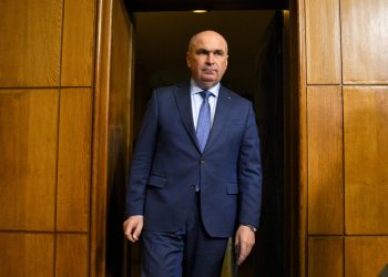 Bolojan: PSD joacă o „dramoletă” și a „prăduit banul public”!