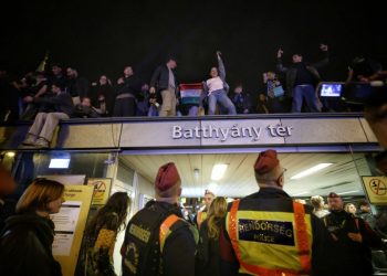 Budapesta sărbătorește după „masacrul electoral” al lui Orban!