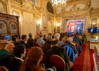 Licitație spectaculoasă: Colecția lui Darius Vâlcov cu noutăți exclusiviste!