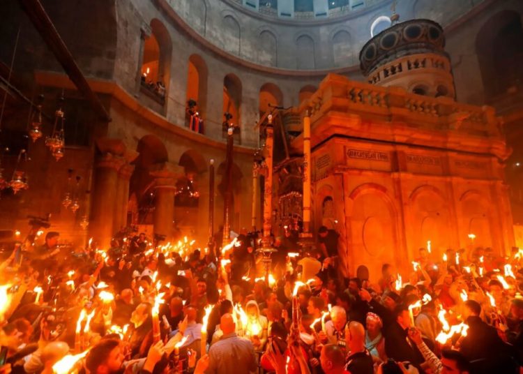 Biserica Sfântului Mormânt, redeschisă după o lună și jumătate!