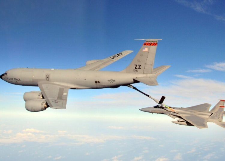 Avioane americane de realimentare decolează din București spre Orientul Mijlociu!