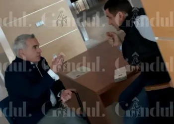 Întâlnire secretă între George Simion și Călin Georgescu în plină criză politică!