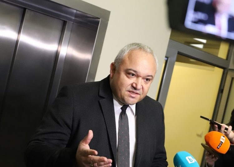 Rumen Radev promite stabilitate: Bulgaria rămâne în UE, NATO și euro!