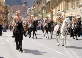 Brașovul se animă: Parada Junilor aduce restricții de circulație!