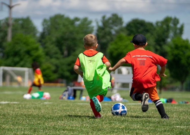 Juniorii Steaua București, spitalizați la Arad cu toxiinfecție alimentară