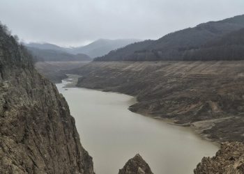 Reumplerea lacului Vidraru a început! Când se finalizează?