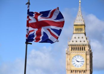 Britania pregătește summitul crucial pentru navigația în Ormuz!