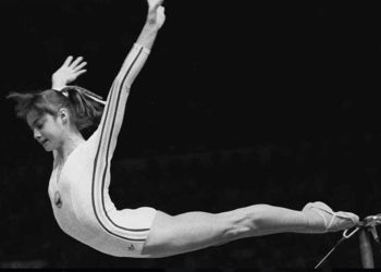 Nadia Comăneci se întoarce acasă la Onești: O întâlnire emoționantă!