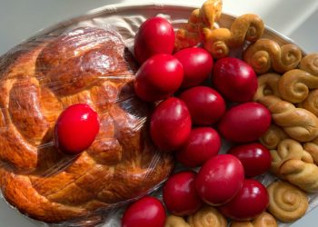 Ouale roșii de Paște: Tradiții fascinante și semnificația lor!