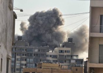 Iranul întrerupe legăturile cu SUA: proteste masive pe poduri!