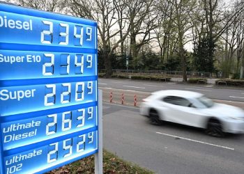 Germania impune „regula celor 12 ore”: prețul benzinei explodează!