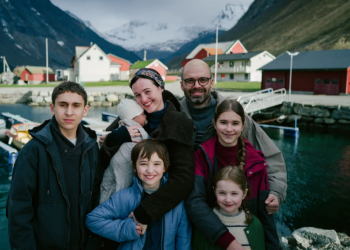 „Fjord” de Cristian Mungiu, în competiția Cannes: Sebastian Stan strălucește!