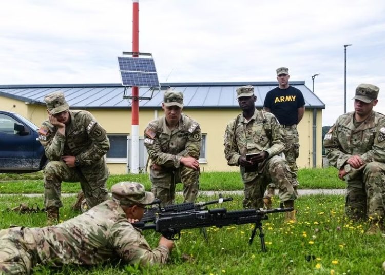 Trump ia în calcul retragerea trupelor americane din Germania!