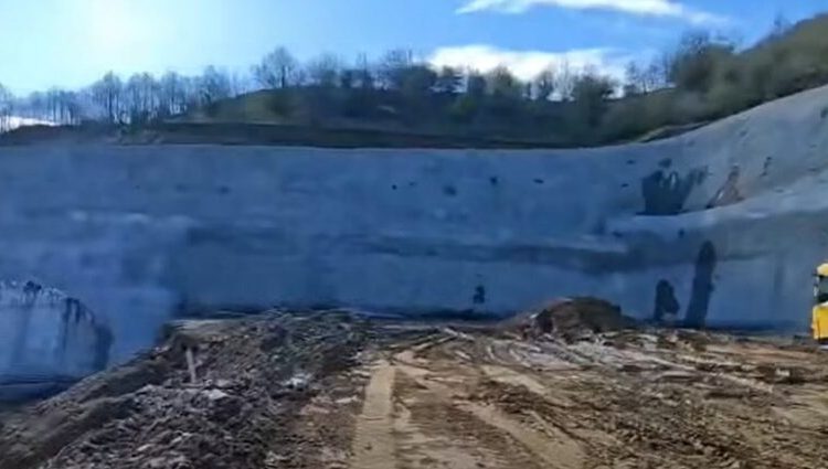 Săpăturile pentru noul tunel de pe autostrada Sibiu-Pitești au început!