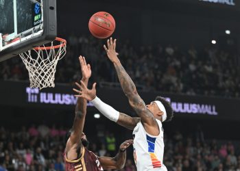 U-BT Cluj țintește al 6-lea titlu consecutiv în play-off-ul baschetului!