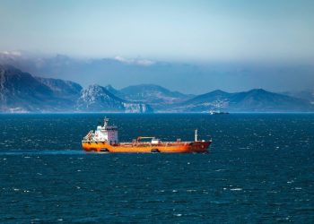 Marina SUA pregătește operațiuni globale pentru a bloca navele iraniene