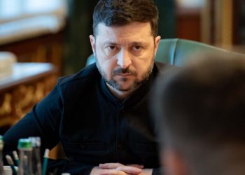 Zelenski învinge: Ucraina primește combustibil esențial din Golf!