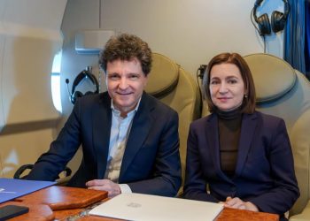 Nicușor Dan și Maia Sandu, pregătiți pentru summitul de la Erevan!