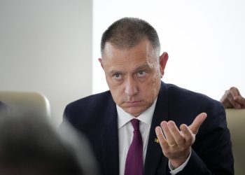 Fifor lansează un avertisment dur către premierul Bolojan: Oprește-te!