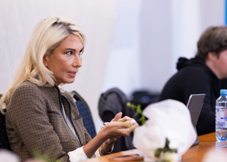 Raluca Turcan: PNL a dat impresia că e sub controlul PSD!