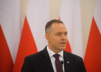 Polonia în tumult: Președintele lansează o revizuire a Constituției!