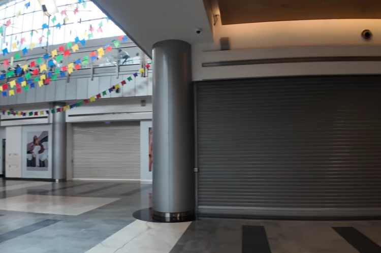 Mall „semi-apocaliptic”: O reflecție a crizei economice din Rusia