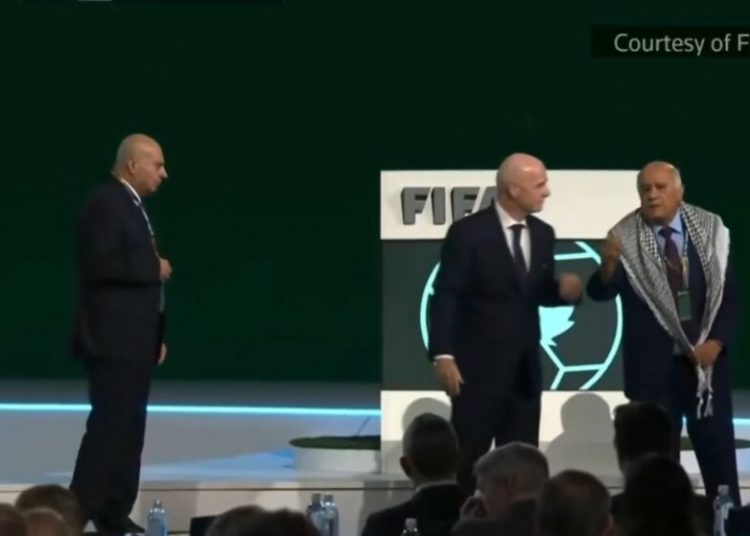 Tensiune la Congresul FIFA: Liderul palestinian evită fotografia cu Israelul!