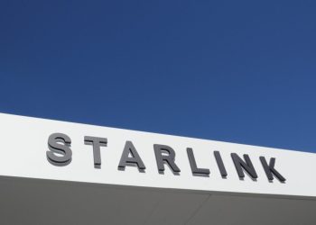 Cum o rețea secretă aduce Starlink în Iran pentru a eluda cenzura