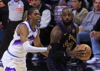 LeBron James stabilește un nou record în playoff-uri, Lakers avansează!