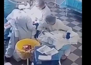 Bărbat cu obuz din 1918 înfipt în rect, operat de urgență