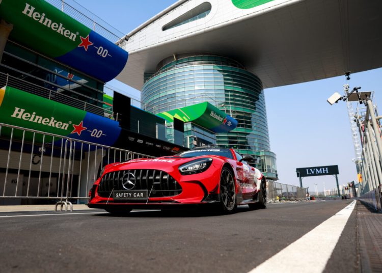 Mercedes-AMG devine furnizor oficial în Formula 1