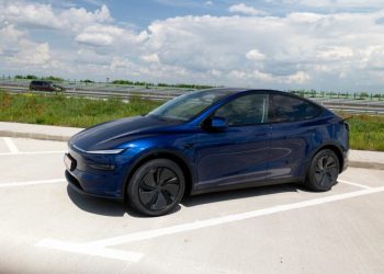 Redresare timidă pentru Tesla: Înmatriculări în Europa 2026